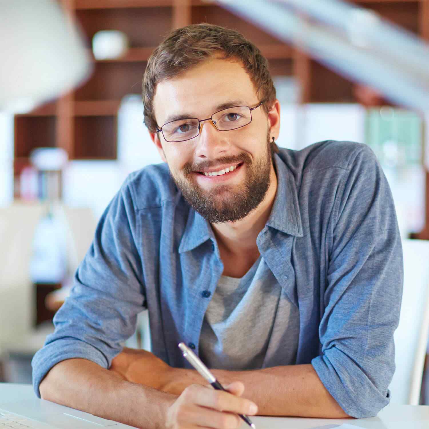 https://ssinvestmentsolutions.com.au/wp-content/uploads/2018/01/img-team-member-career-01.jpg